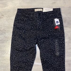 NWT Gap Grey Black Leopard Print Mid Rise Skinny Jeggings Size 27